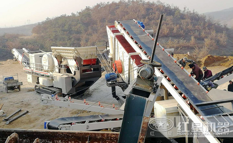 移動式破碎機生產線安裝現(xiàn)場