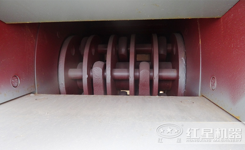 紅星錘式破碎機(jī)內(nèi)腔結(jié)構(gòu)圖