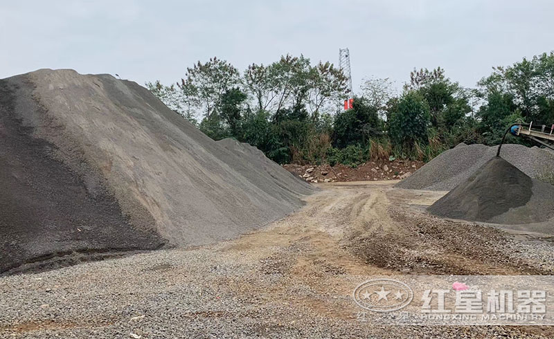 機(jī)制砂石產(chǎn)量大、粒度可控、品質(zhì)高，緩解市場(chǎng)砂石緊張